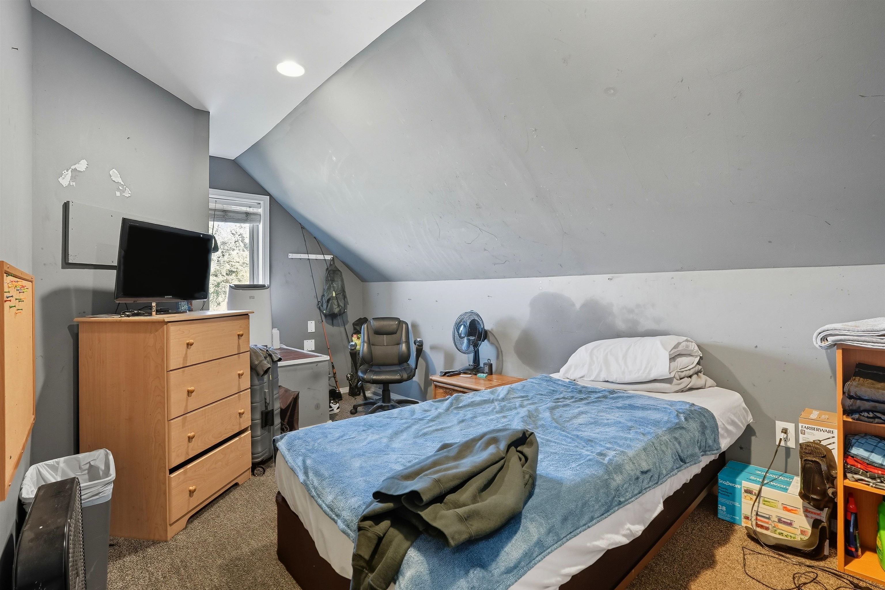 909 East Augusta Avenue Spokane, WA 99207 - Photo 15 of 24