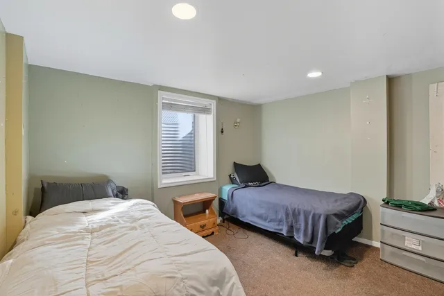 $379,000 | 909 East Augusta Avenue, Spokane, WA 99207