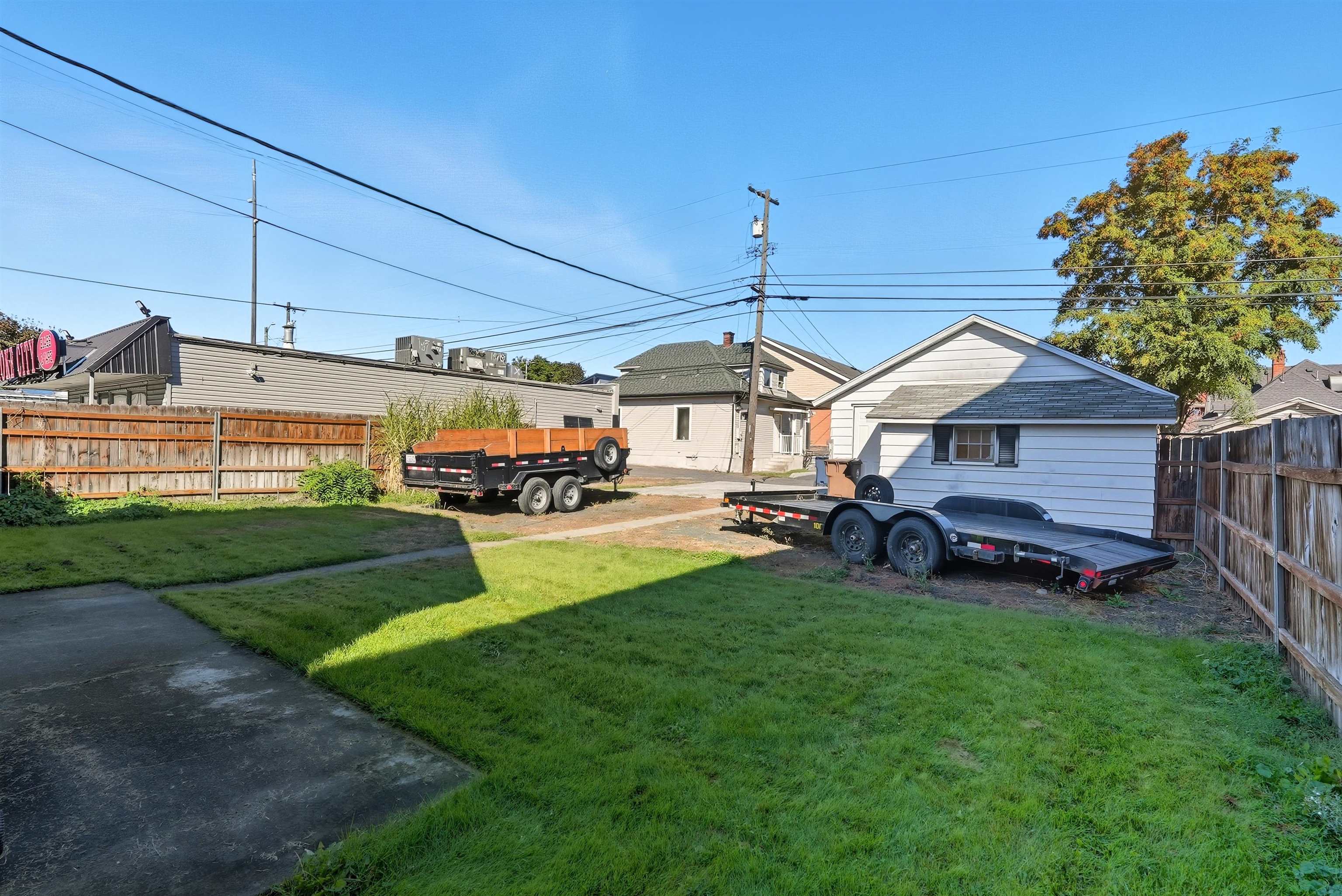 909 East Augusta Avenue Spokane, WA 99207 - Photo 23 of 24