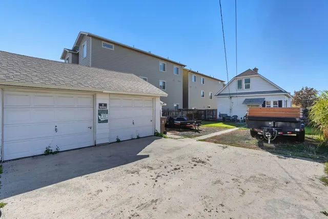 $379,000 | 909 East Augusta Avenue, Spokane, WA 99207