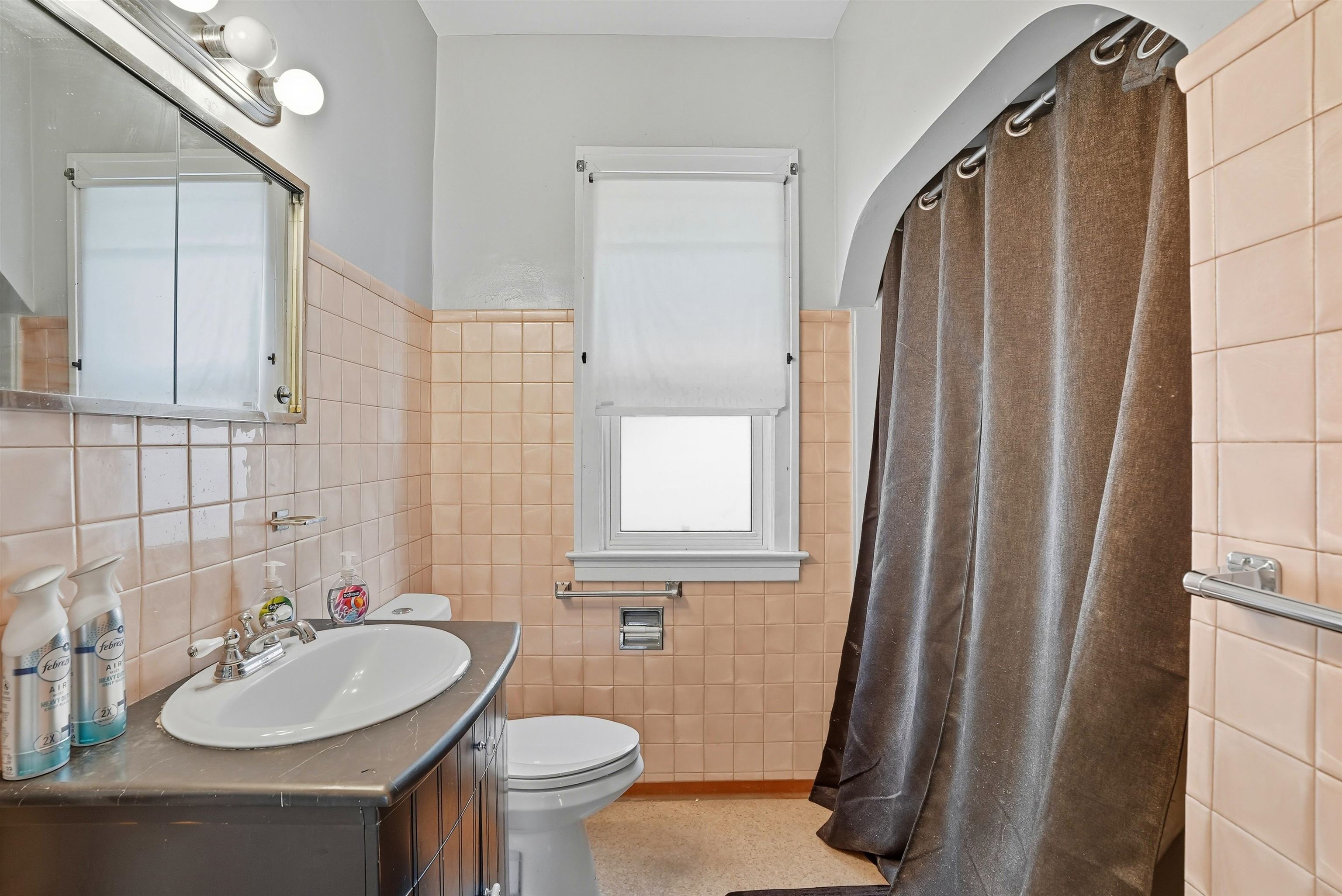 909 East Augusta Avenue Spokane, WA 99207 - Photo 10 of 24