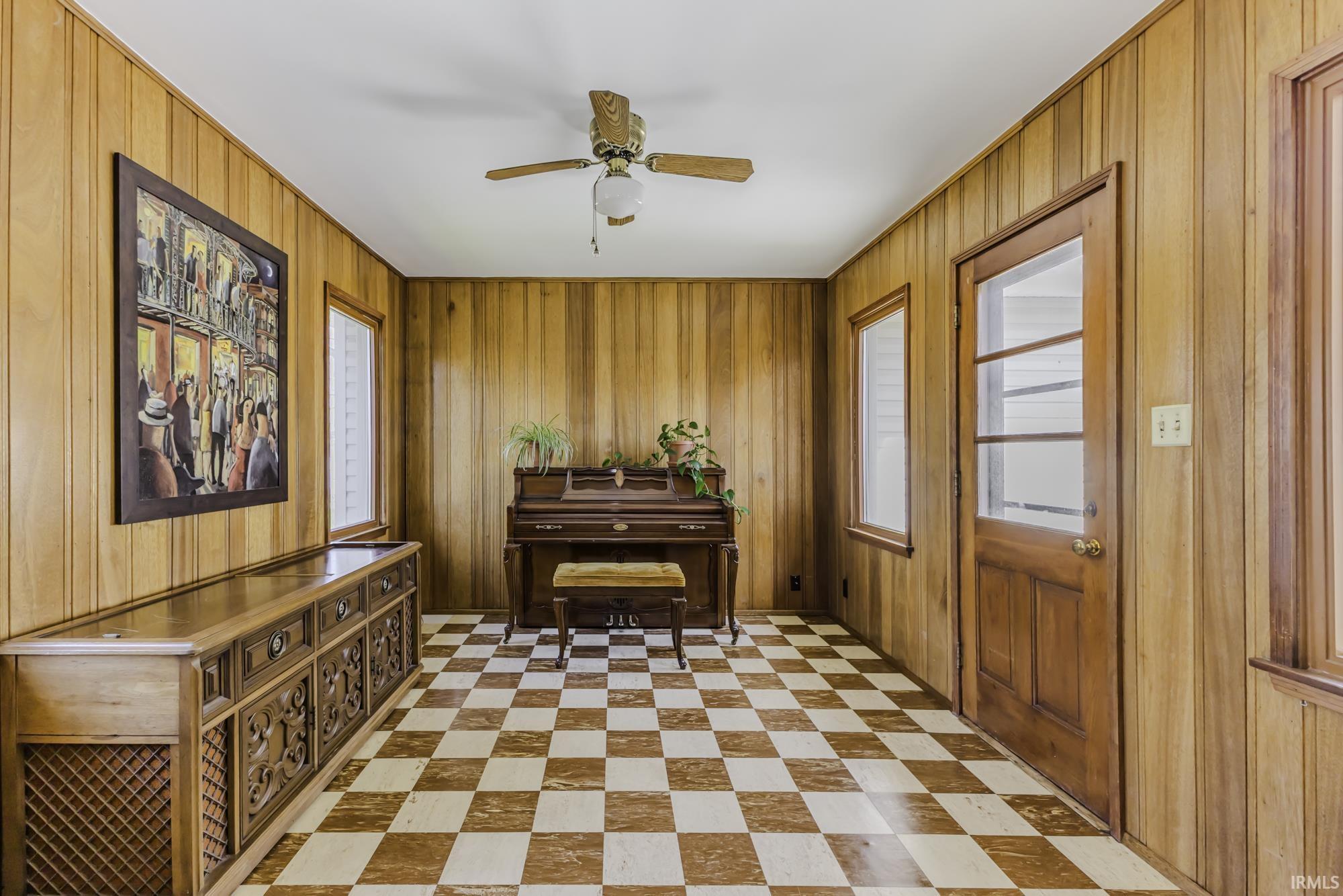 2426 West Petty Road Muncie, IN 47304 - Photo 27 of 33 Gallery Image 27