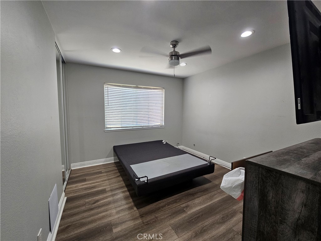 4722 Summit Avenue Simi Valley, CA 93063 - Photo 14 of 28