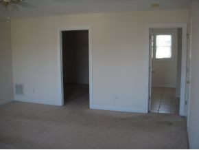 1310 Lake Ridge Square Johnson City, TN 37601 - Photo 11 of 12 2nd Floor Master Bedroom