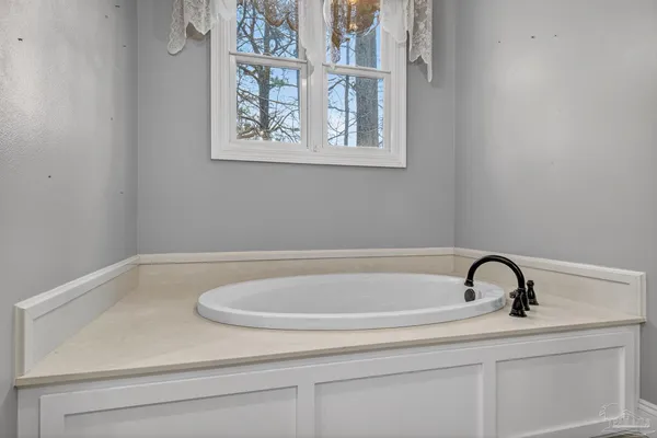 $525,000 | 78 Hummingbird Lane, Atmore, AL 36502