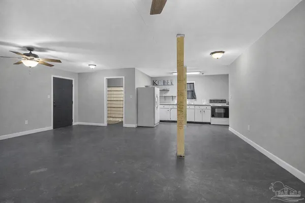 $525,000 | 78 Hummingbird Lane, Atmore, AL 36502