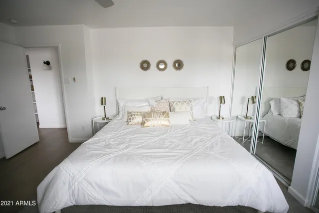 $950,000 | 8614 East Monterey Way, Scottsdale, AZ 85251