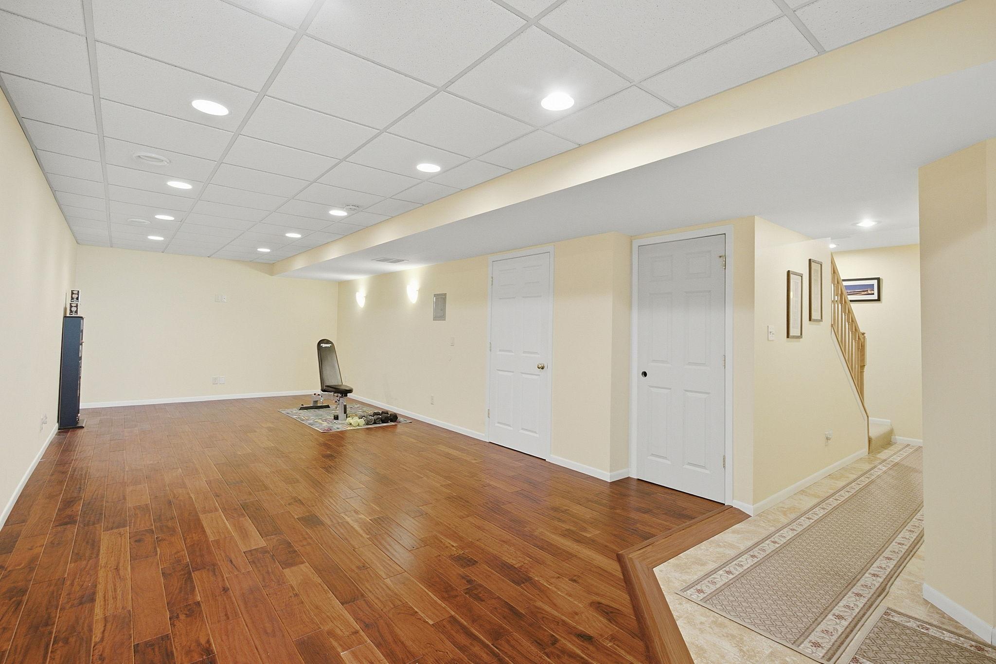 4918 Rusten Road Eagan, MN 55122 - Photo 37 of 58