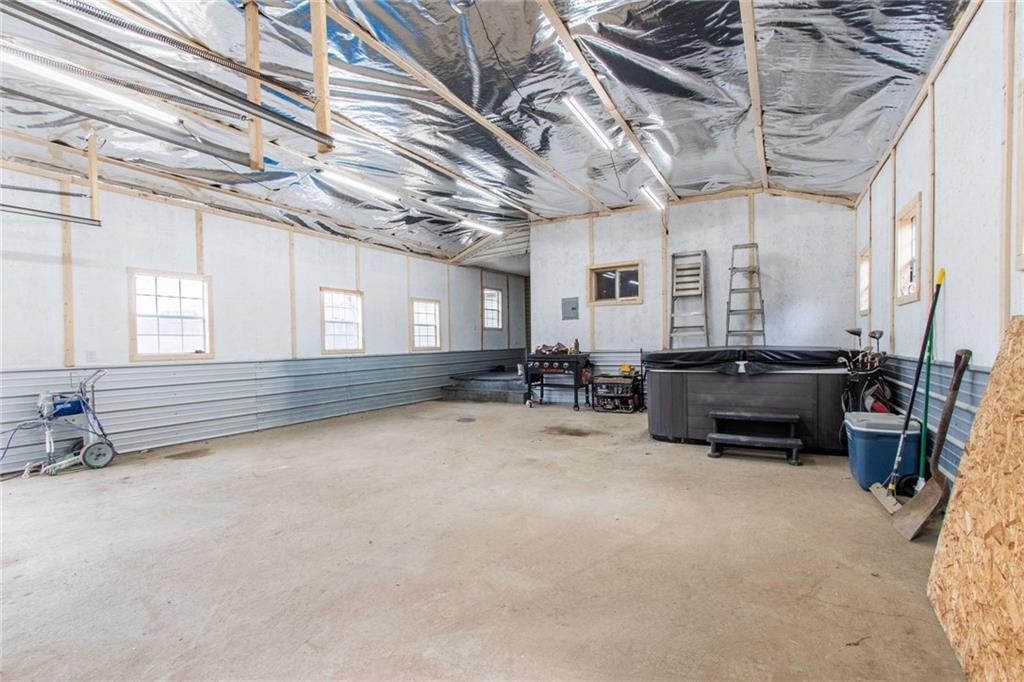 437 Petrolia Road Chicora, PA 16025 - Photo 23 of 29 a living room with furniture