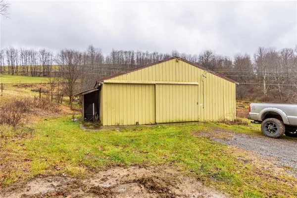 $299,990 | 437 Petrolia Road, Chicora, PA 16025