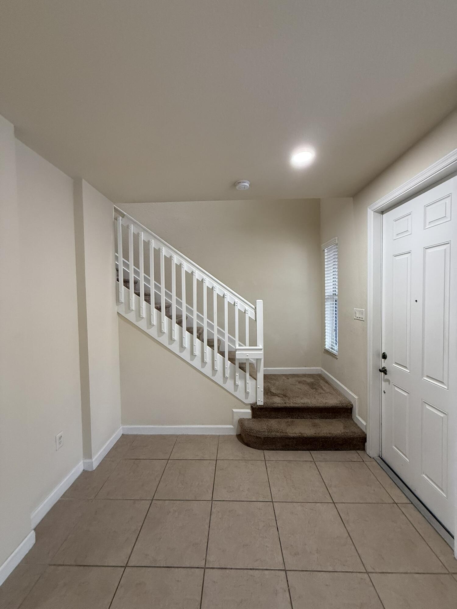 17093 Southwest 93rd Street Miami, FL 33196 - Photo 3 of 39 IMG_9106