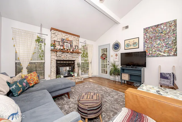 $239,900 | 109 Reynolds Circle, Ocean Springs, MS 39564