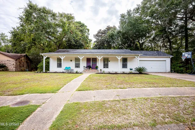 $239,900 | 109 Reynolds Circle, Ocean Springs, MS 39564