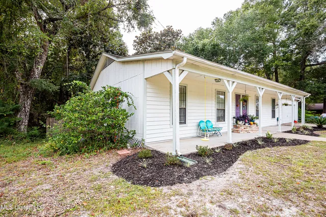 $239,900 | 109 Reynolds Circle, Ocean Springs, MS 39564