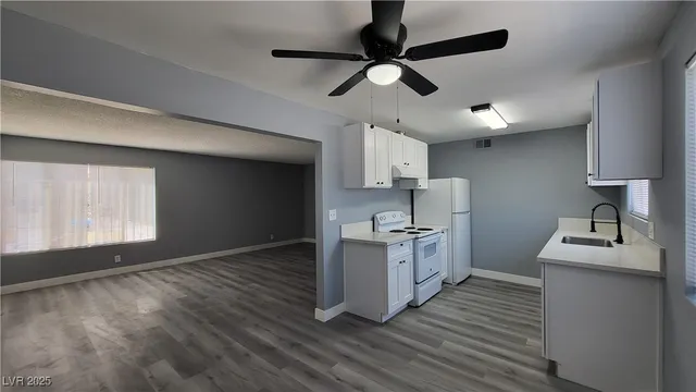 $1,350 | 3240 Michael Way, Unit 3, Las Vegas, NV 89108