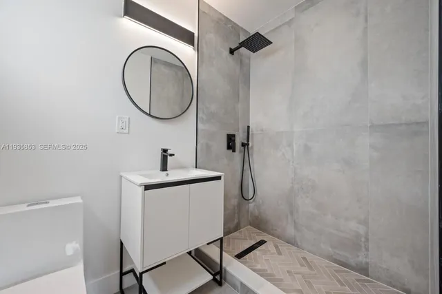 $450 | 2442 Northwest 170th Street, Unit A, Miami Gardens, FL 33056