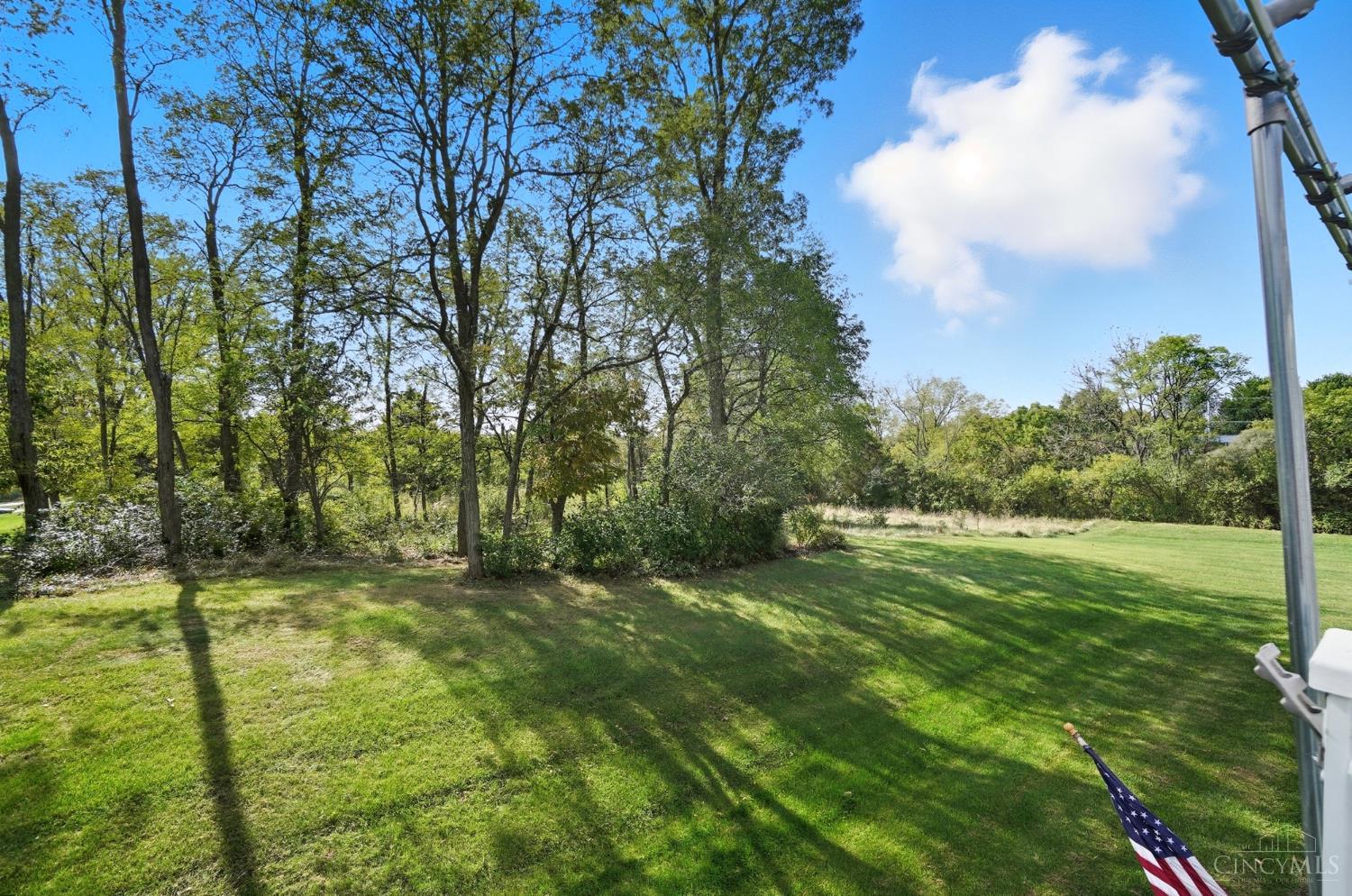 5213 Fox Ridge, Unit 302 Cincinnati, OH 45248 - Photo 25 of 31 Gallery Image 25