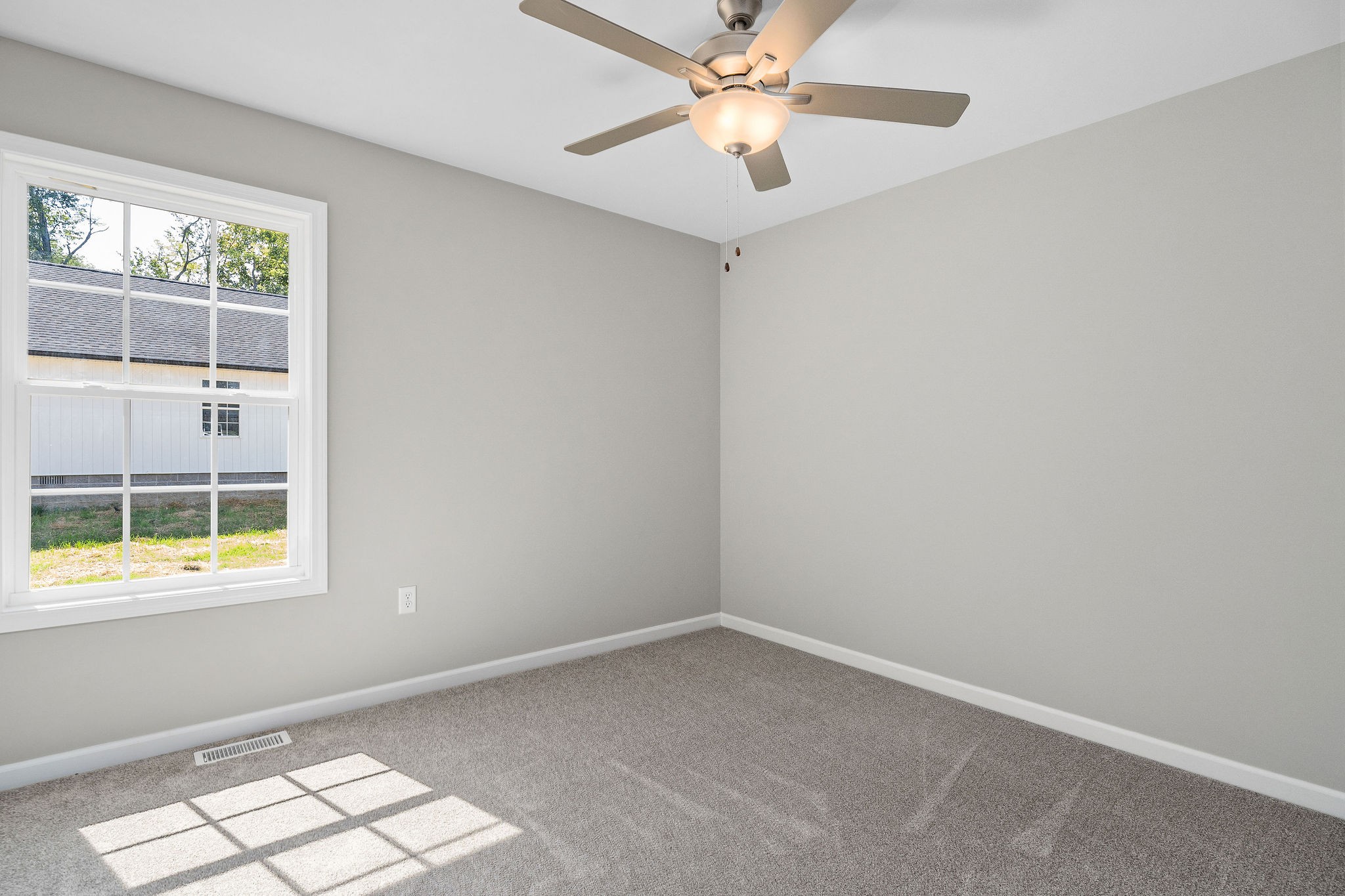808 Smith Road Smithville, TN 37166 - Photo 16 of 29 Gallery Image 16