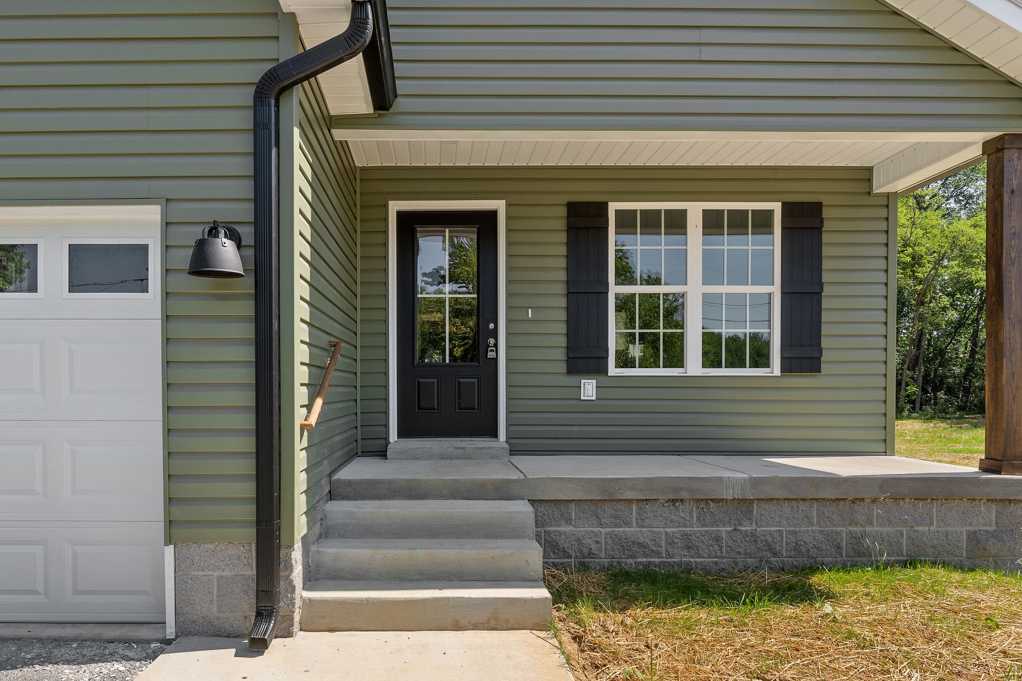 808 Smith Road Smithville, TN 37166 - Photo 2 of 29 Gallery Image 2