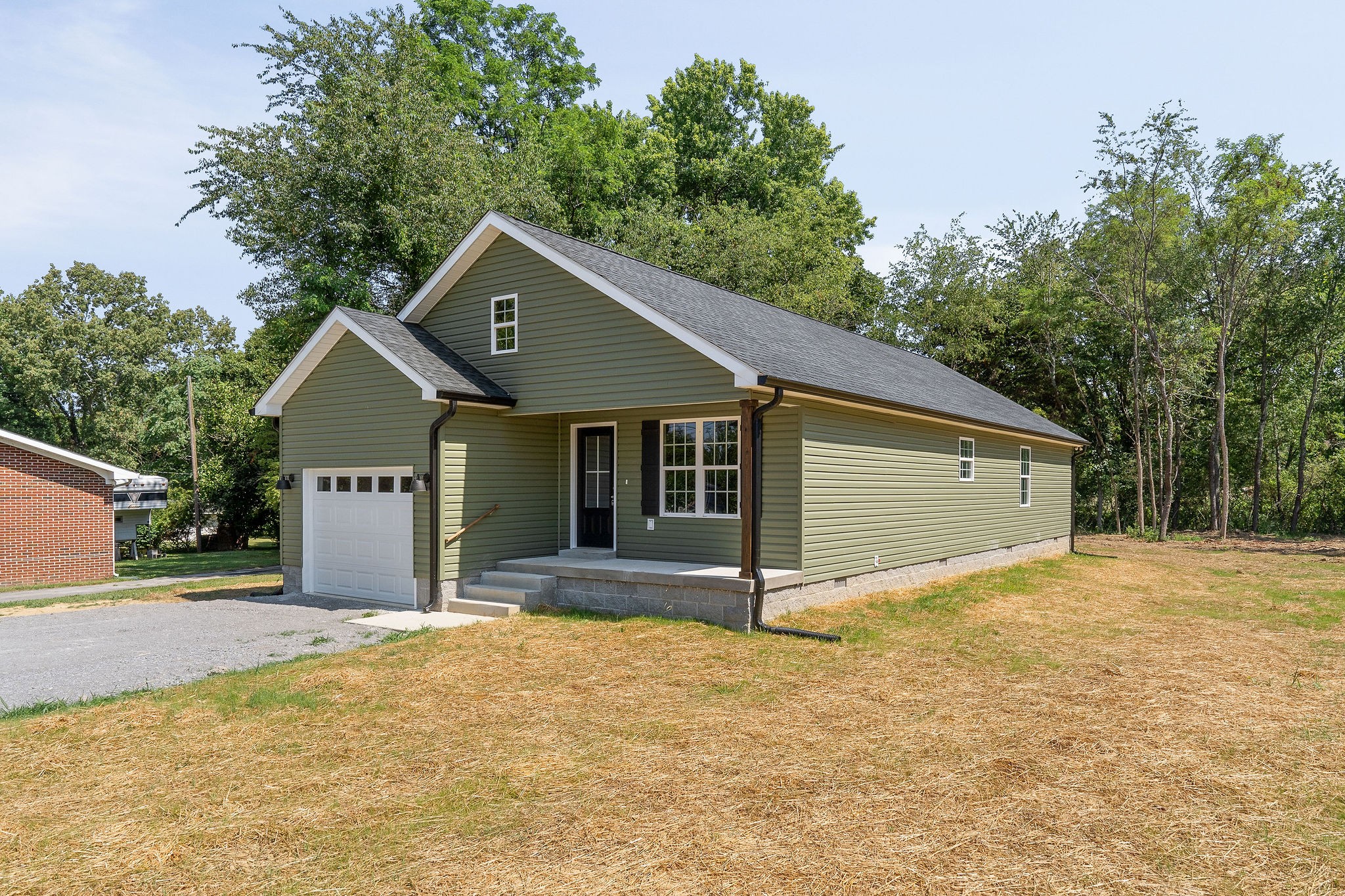 808 Smith Road Smithville, TN 37166 - Photo 4 of 29 Gallery Image 4