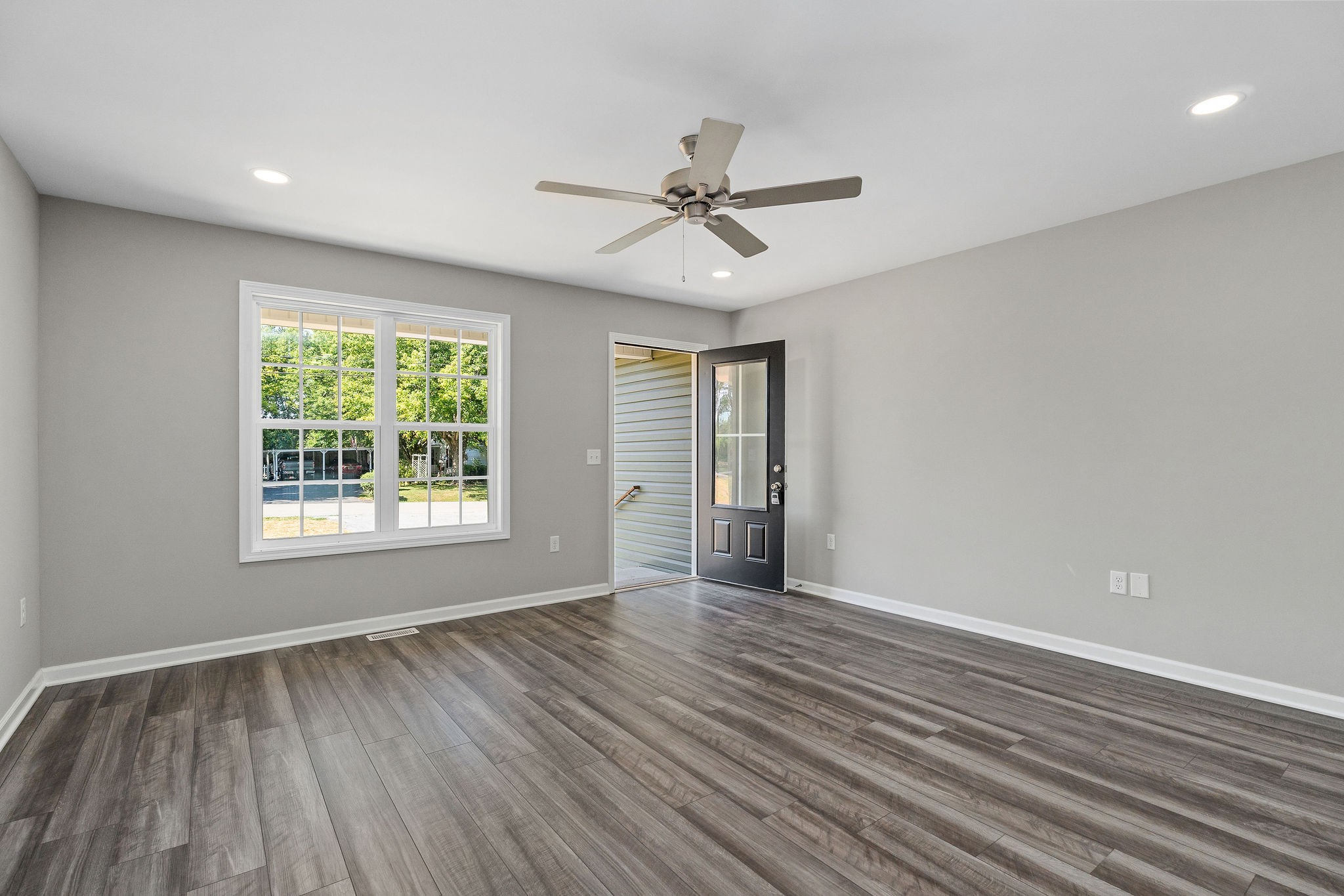 808 Smith Road Smithville, TN 37166 - Photo 7 of 29 Gallery Image 7
