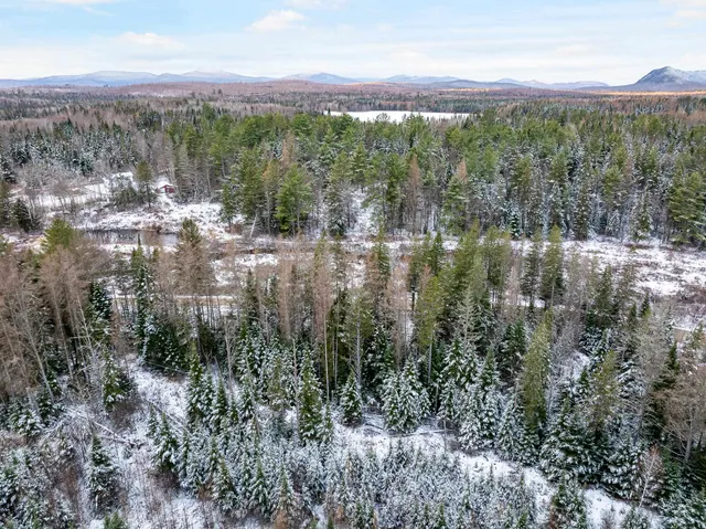 $275,000 | 19 Great Rock Road, Lancaster, NH 03584