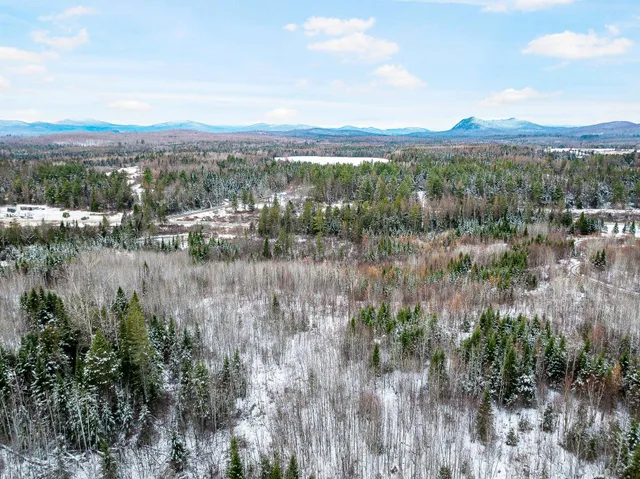 $275,000 | 19 Great Rock Road, Lancaster, NH 03584