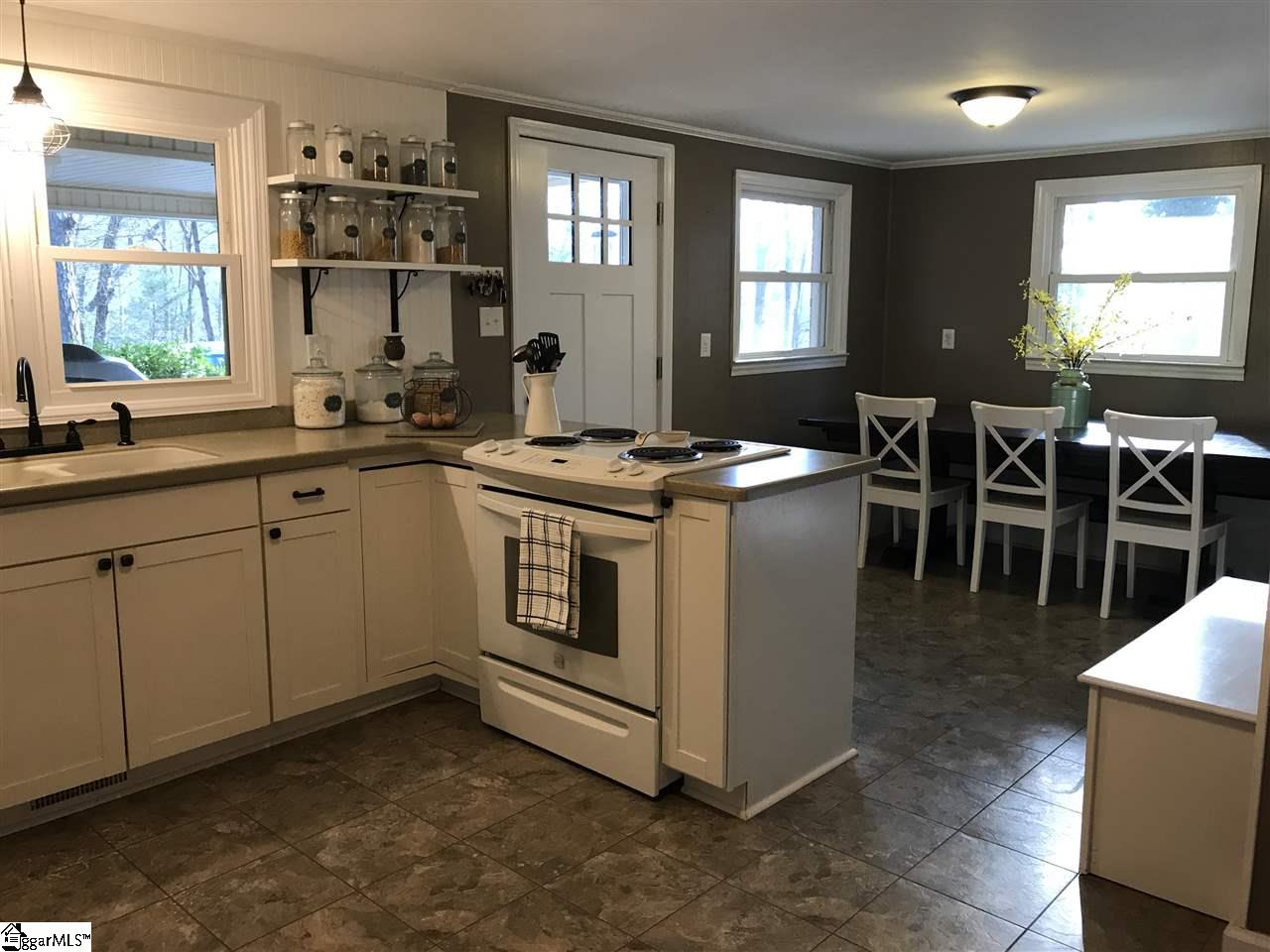 156 Hagood Mill Road Pickens, SC 29671 - Photo 6 of 36 Gallery Image 6