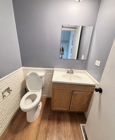 $299,999 | 1373 Greenbrook Court, Hanover Park, IL 60133
