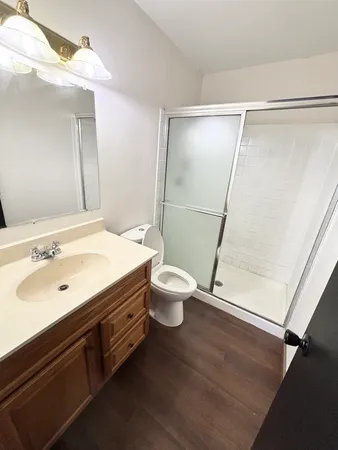 $299,999 | 1373 Greenbrook Court, Hanover Park, IL 60133