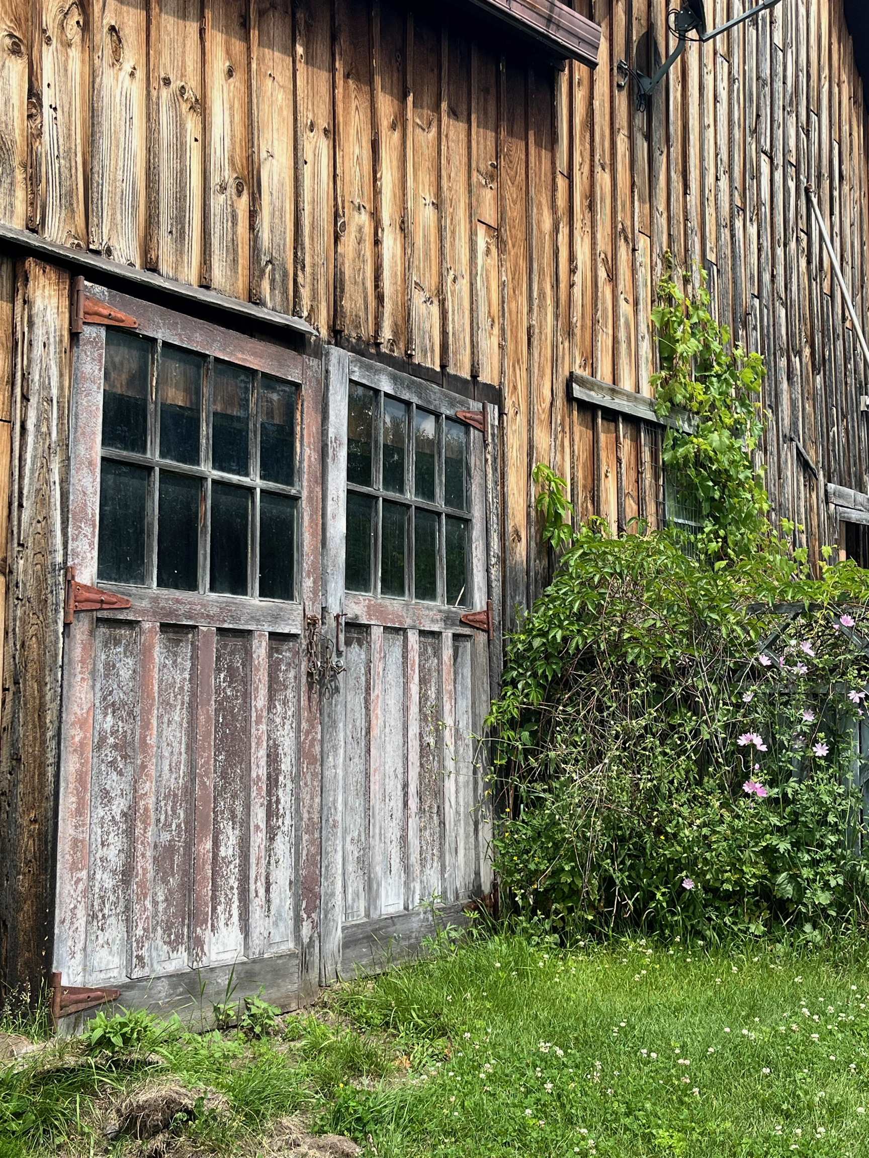 701 Bluff Road Newport, VT 05855 - Photo 2 of 36