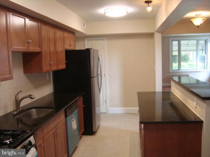 4030 Cedardale Road Baltimore, MD 21215 - Photo 9 of 23 Kitchen