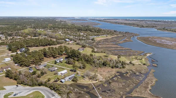 $2,500,000 | 301 Intracoastal Court, Sneads Ferry, NC 28460