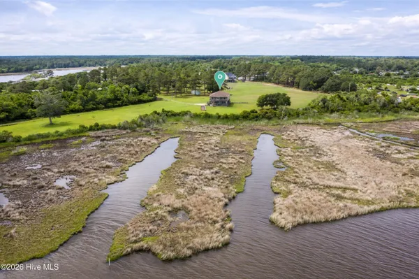 $2,500,000 | 301 Intracoastal Court, Sneads Ferry, NC 28460