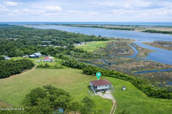 $2,500,000 | 301 Intracoastal Court, Sneads Ferry, NC 28460