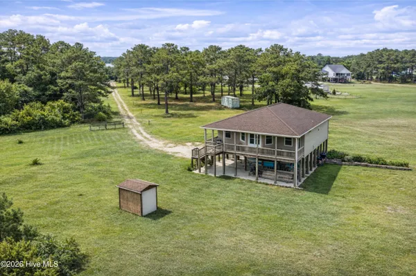 $2,500,000 | 301 Intracoastal Court, Sneads Ferry, NC 28460