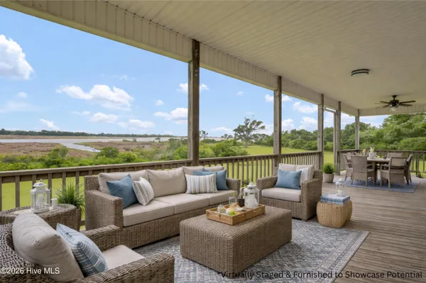 $2,500,000 | 301 Intracoastal Court, Sneads Ferry, NC 28460