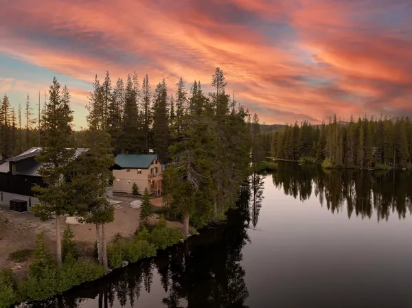 $2,250,000 | 1132 Island Way, Soda Springs, CA 95728