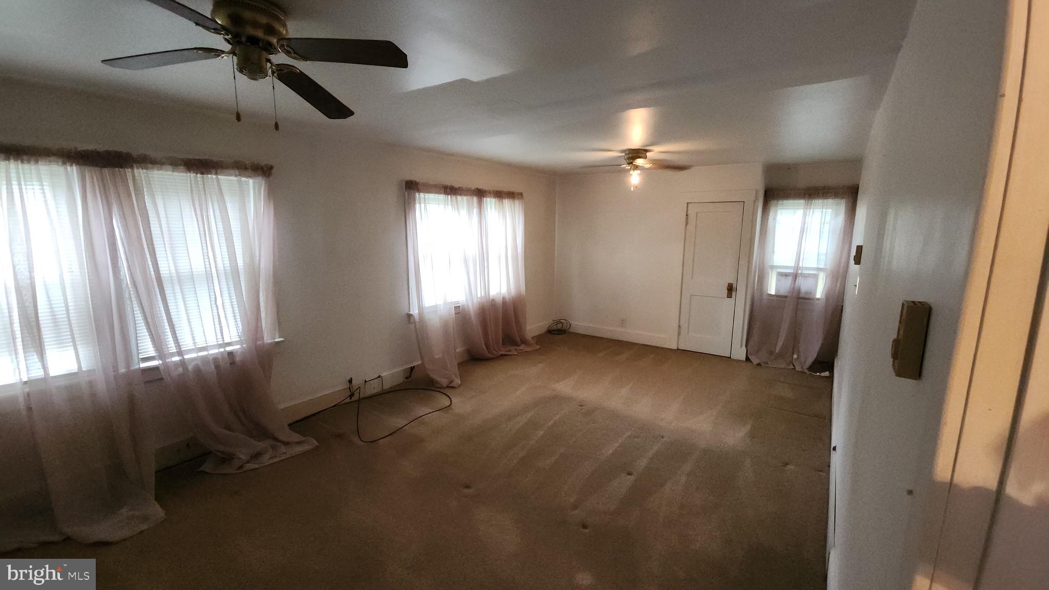 5185 Fairfield Road Fairfield, PA 17320 - Photo 20 of 44 Primary bedroom