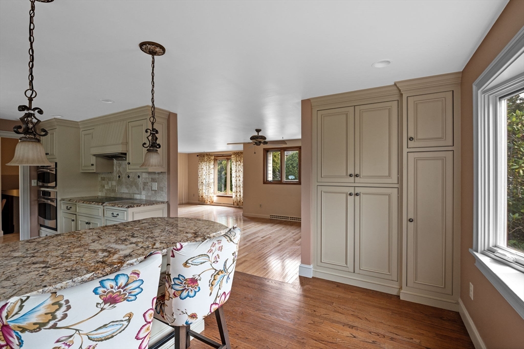 4 Butterworth Road Beverly, MA 01915 - Photo 8 of 41 Gallery Image 8