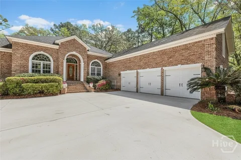 $800,000 | 335 Buckland Hall Road, Richmond Hill, GA 31324