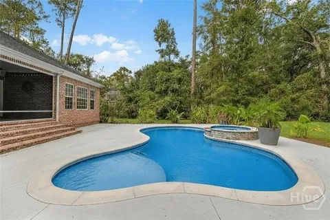 $800,000 | 335 Buckland Hall Road, Richmond Hill, GA 31324