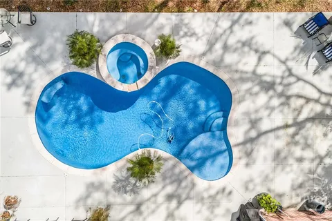 $800,000 | 335 Buckland Hall Road, Richmond Hill, GA 31324