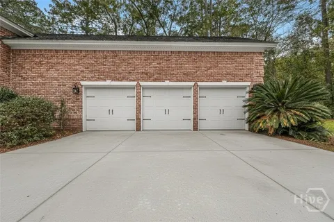 $800,000 | 335 Buckland Hall Road, Richmond Hill, GA 31324