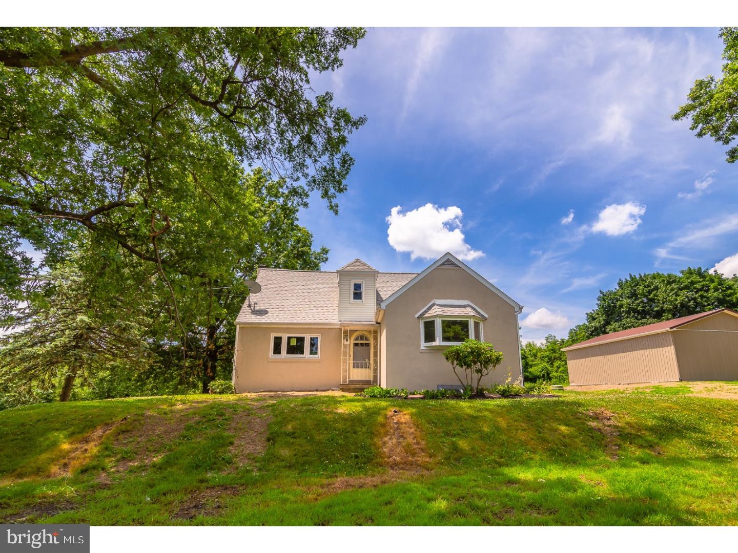 140 Maugers Mill Road Pottstown, PA 19464 - Photo 1 of 25 Exterior Front