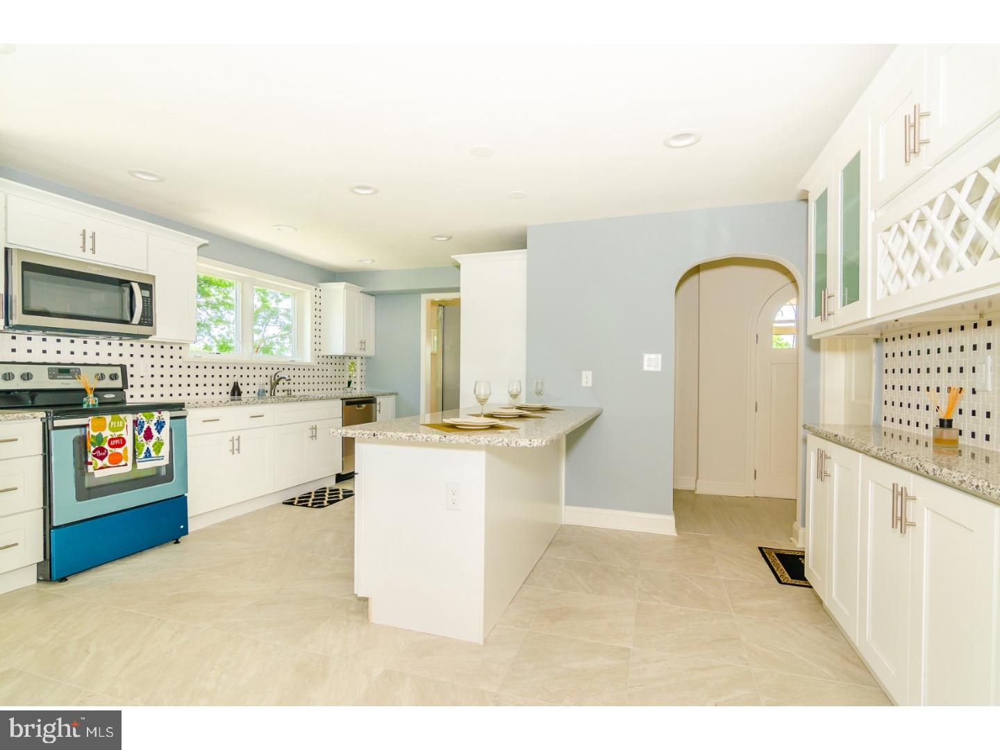 140 Maugers Mill Road Pottstown, PA 19464 - Photo 9 of 25 Kitchen