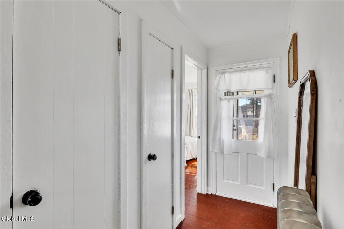 124 Beacon Road Bethlehem, NY 12077 - Photo 18 of 29 22-IMG_5941