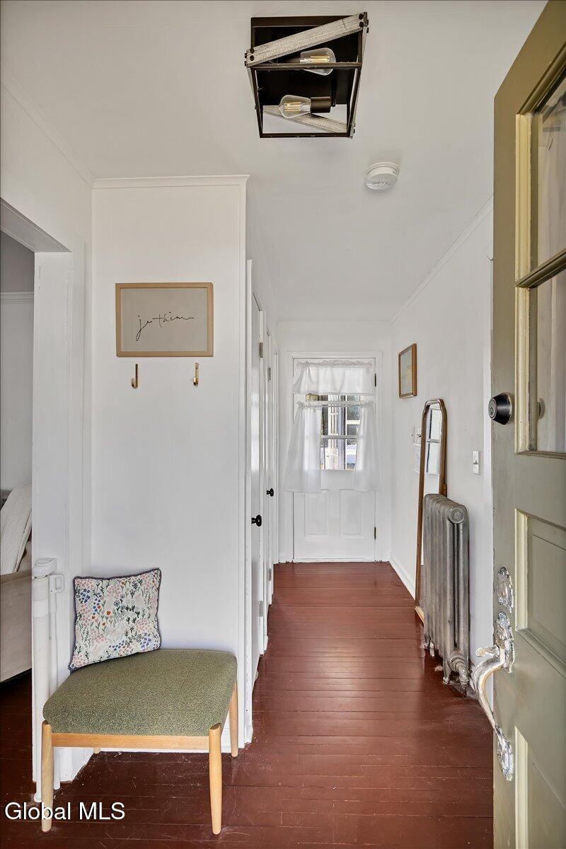 124 Beacon Road Bethlehem, NY 12077 - Photo 4 of 29 05-IMG_5881