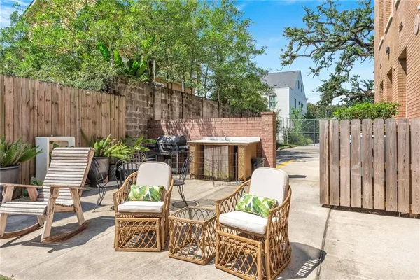 $412,250 | 3601 Camp Street, Unit 104, New Orleans, LA 70115