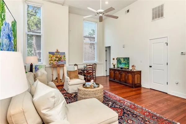 $412,250 | 3601 Camp Street, Unit 104, New Orleans, LA 70115